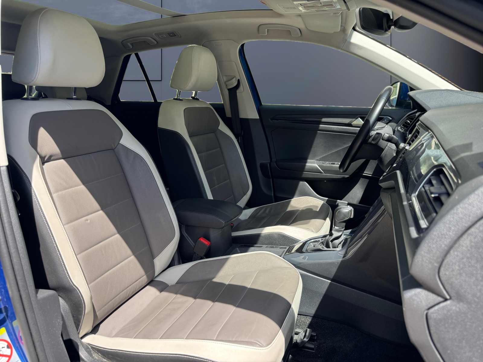 Volkswagen T-Roc 13