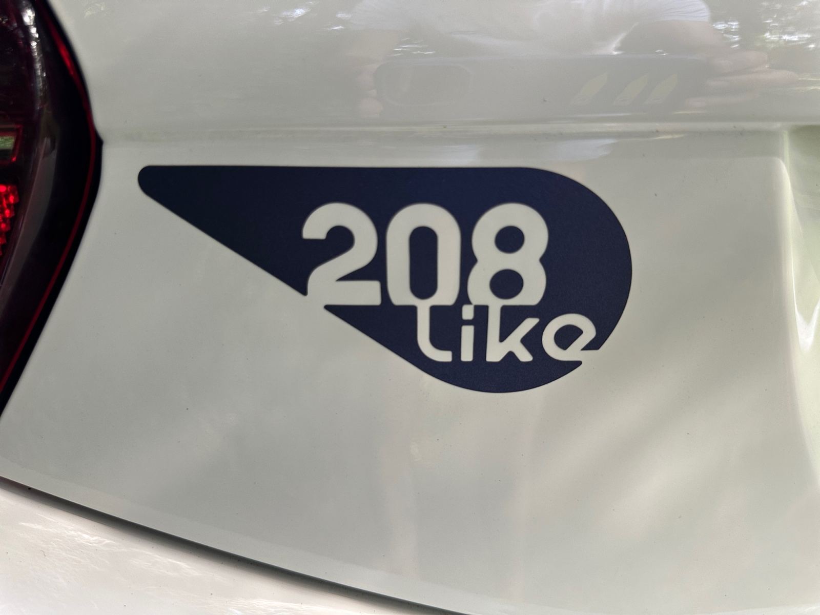 Peugeot 208 23