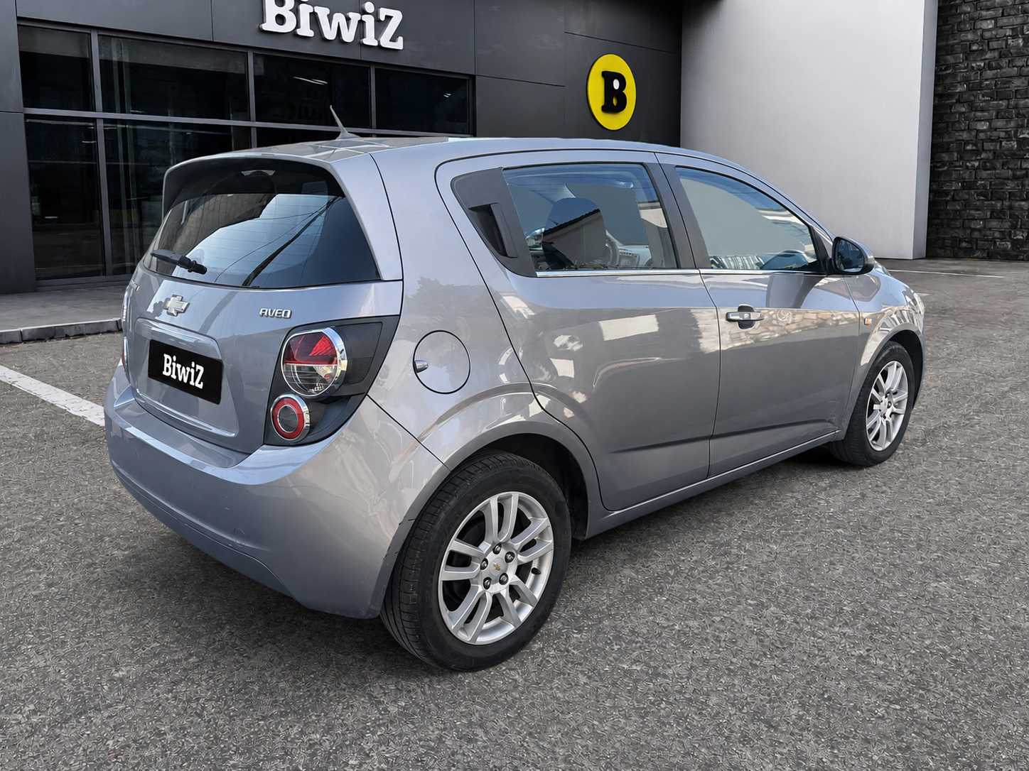 Chevrolet Aveo 4
