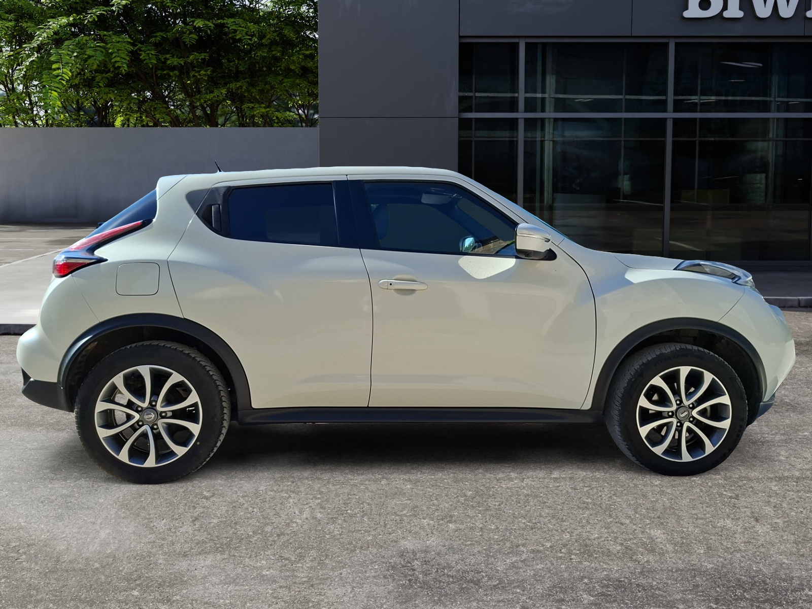 Nissan Juke 5