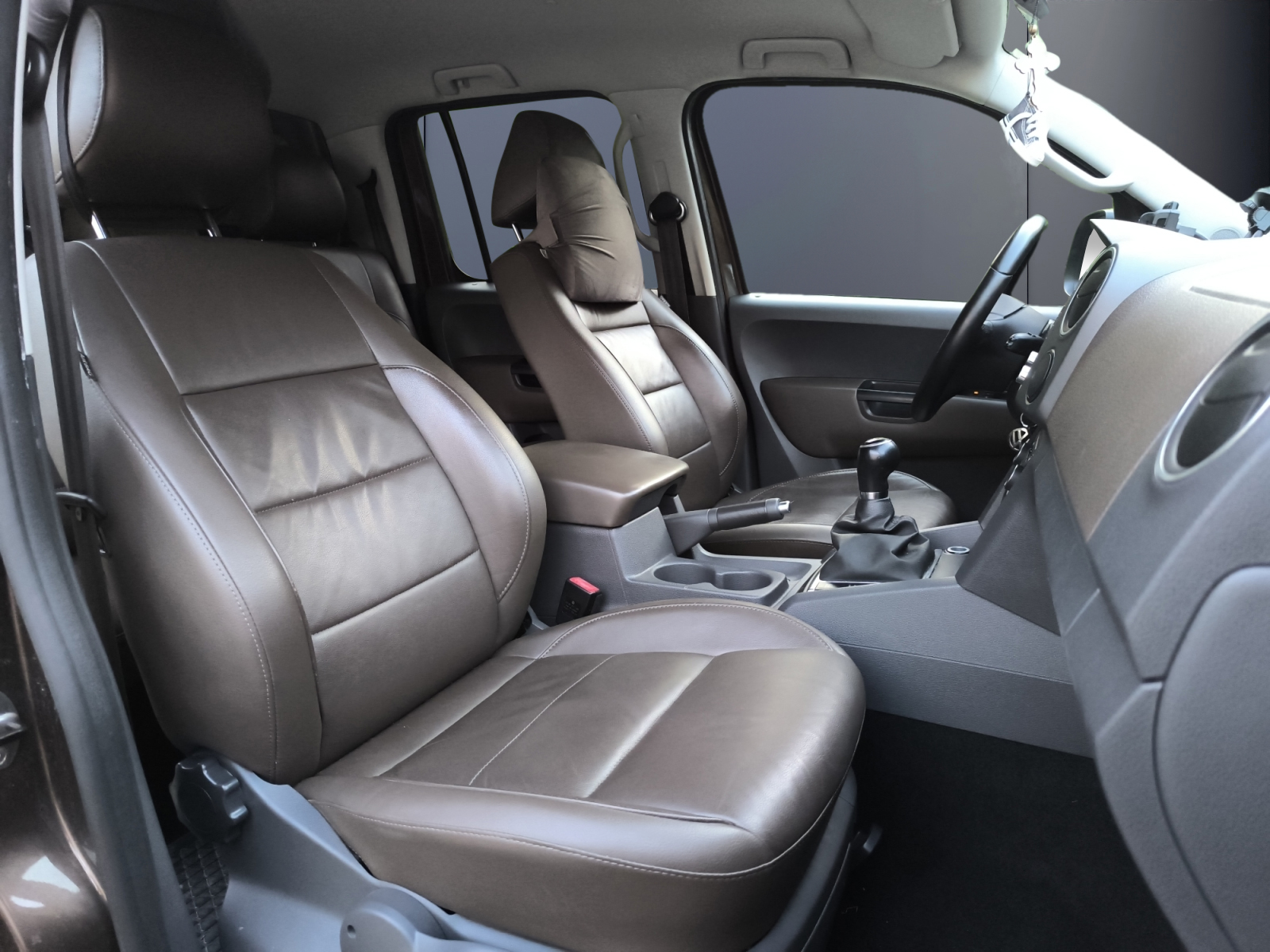 Volkswagen Amarok 13