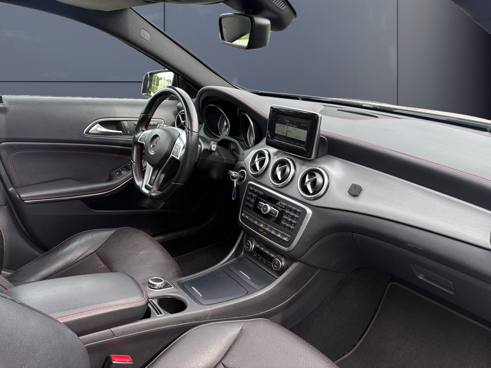 Mercedes-Benz Gla 12