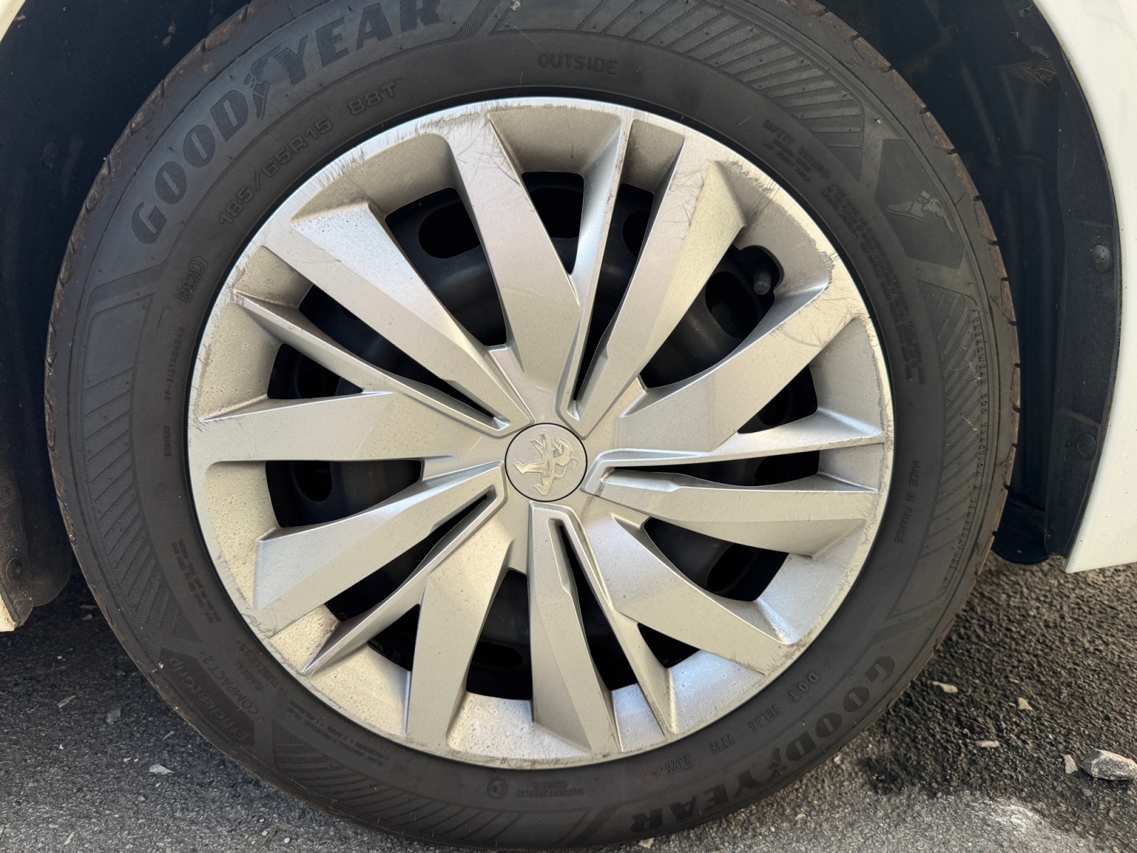 Peugeot 208 26