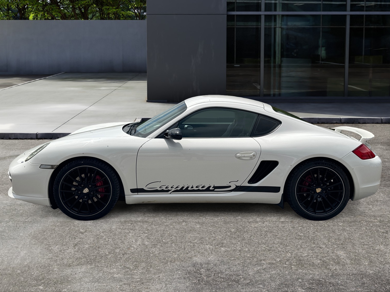 Porsche Cayman 1