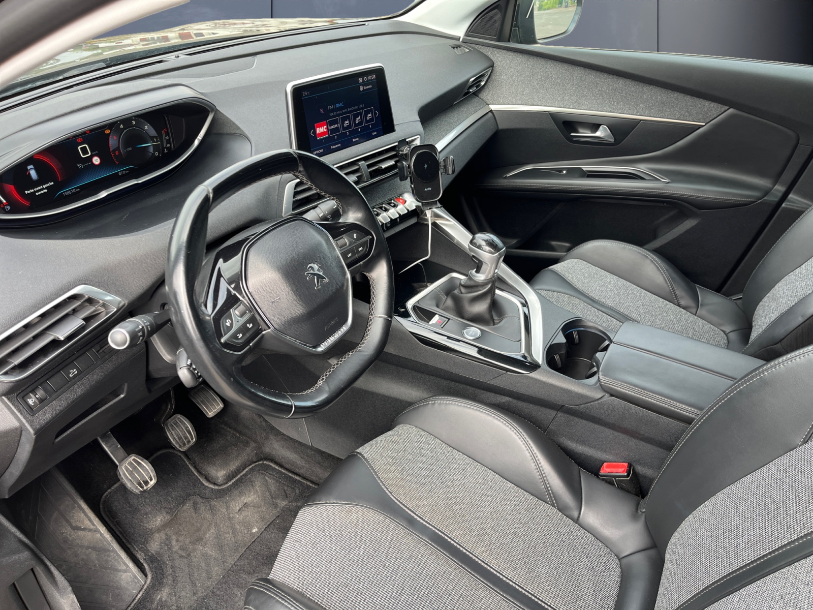 Peugeot 3008 8