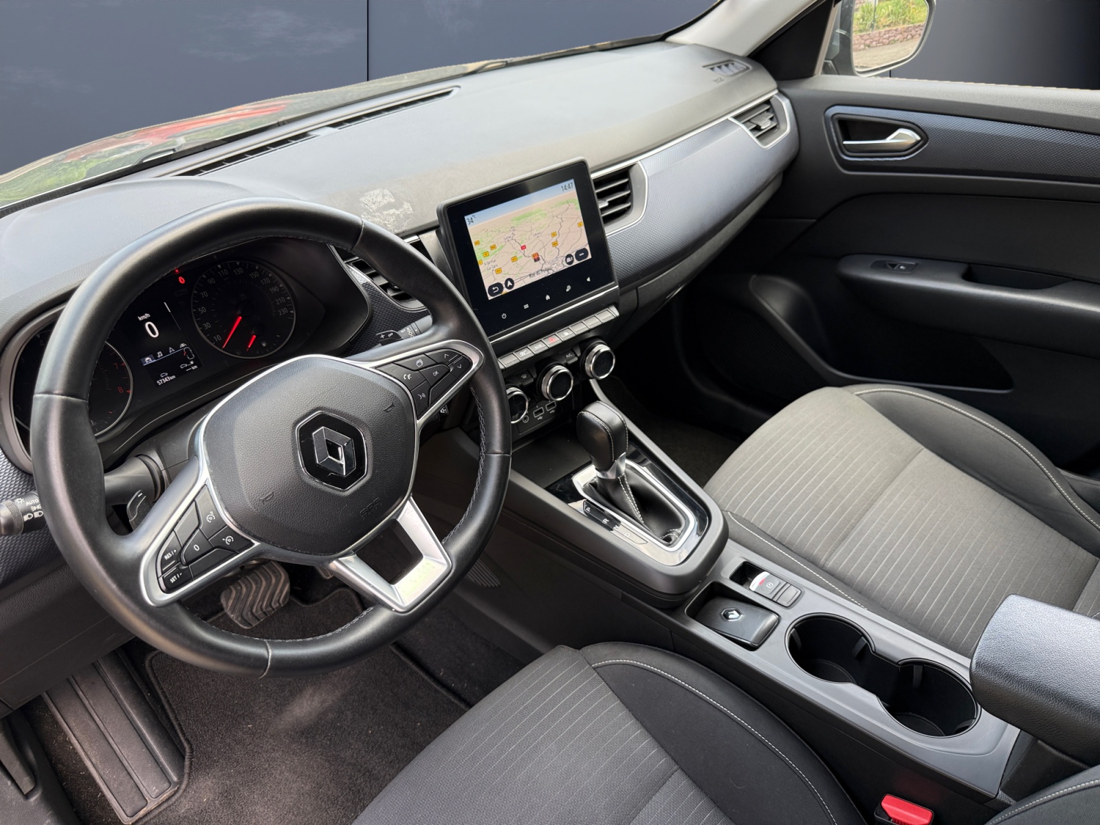 Renault Arkana 8