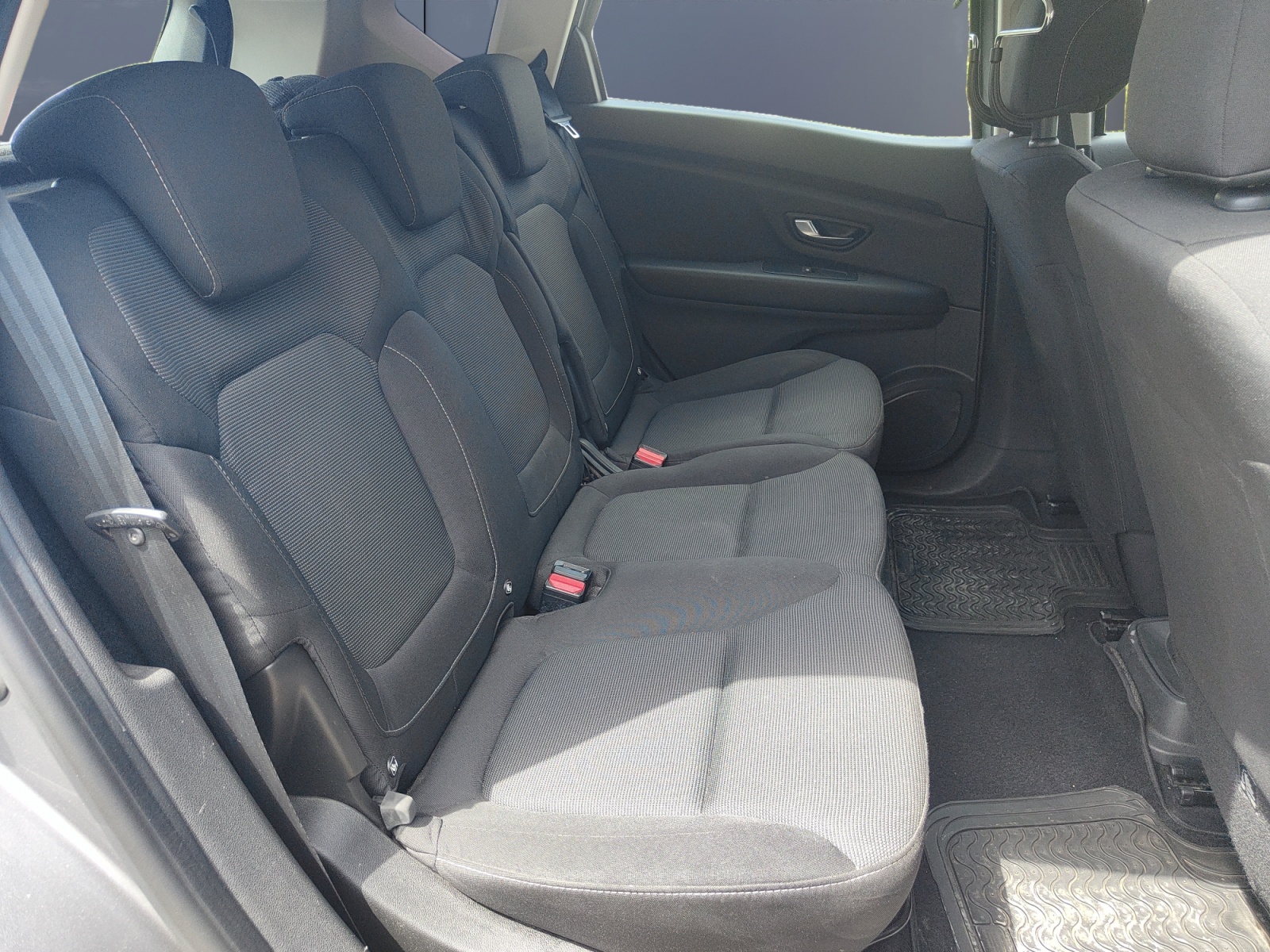 Renault Scenic 11