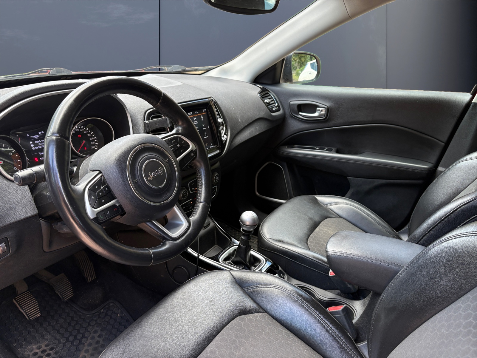 Jeep Compass 8