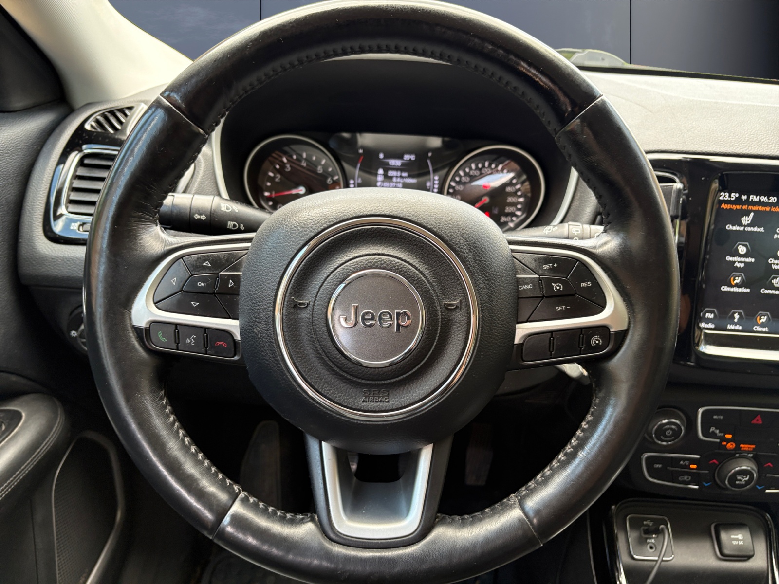 Jeep Compass 15