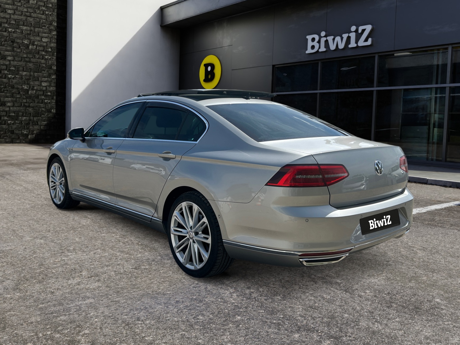 Volkswagen Passat 2