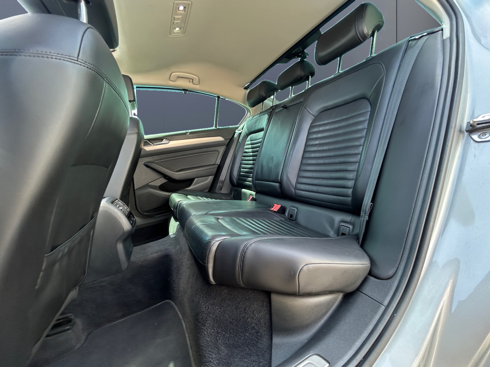 Volkswagen Passat 10
