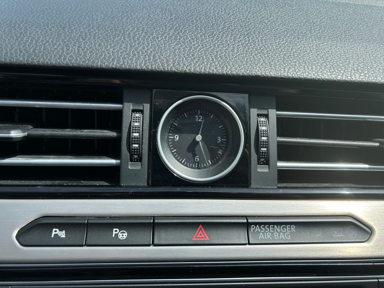 Volkswagen Passat 25