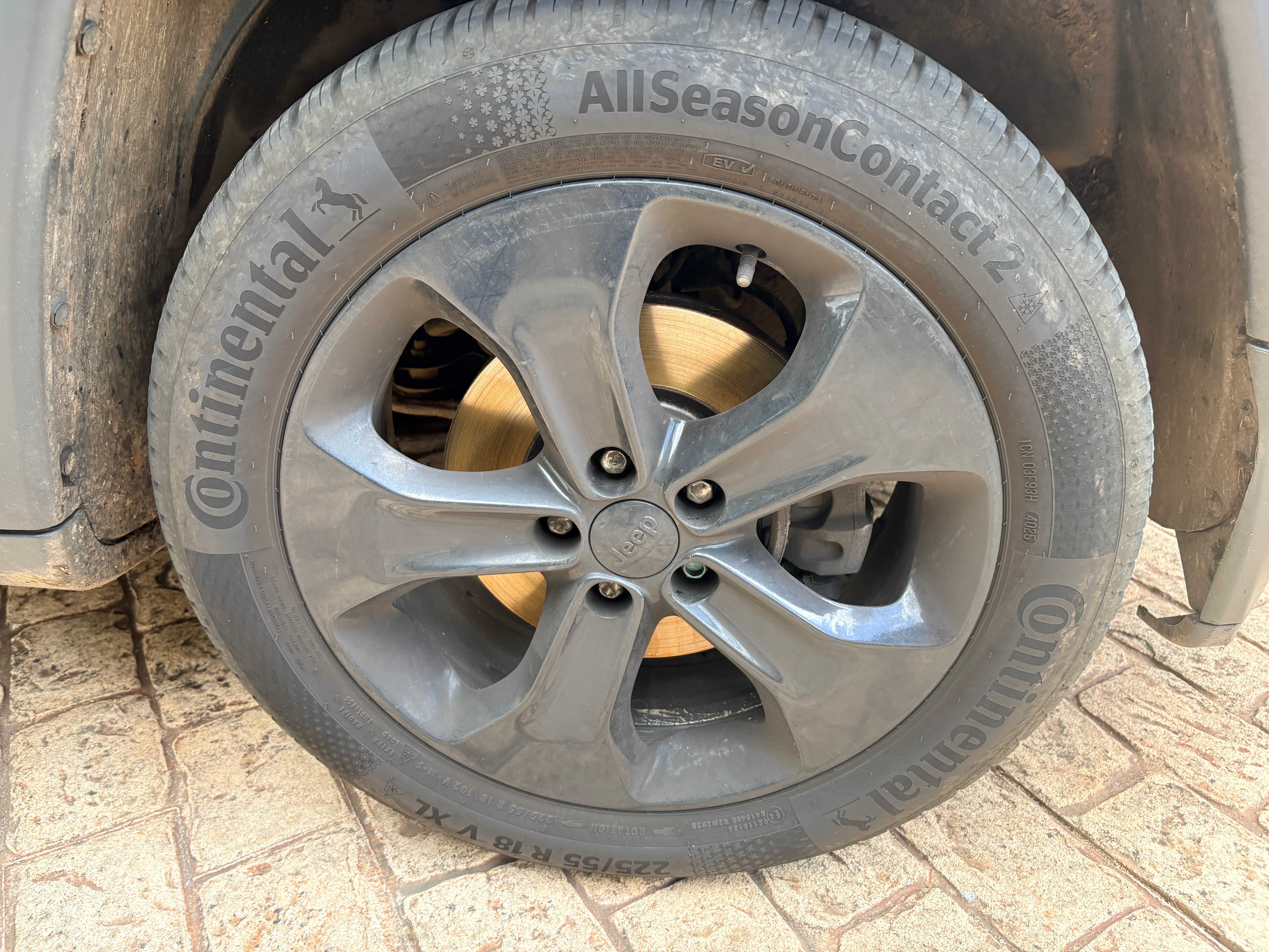Jeep Compass 25