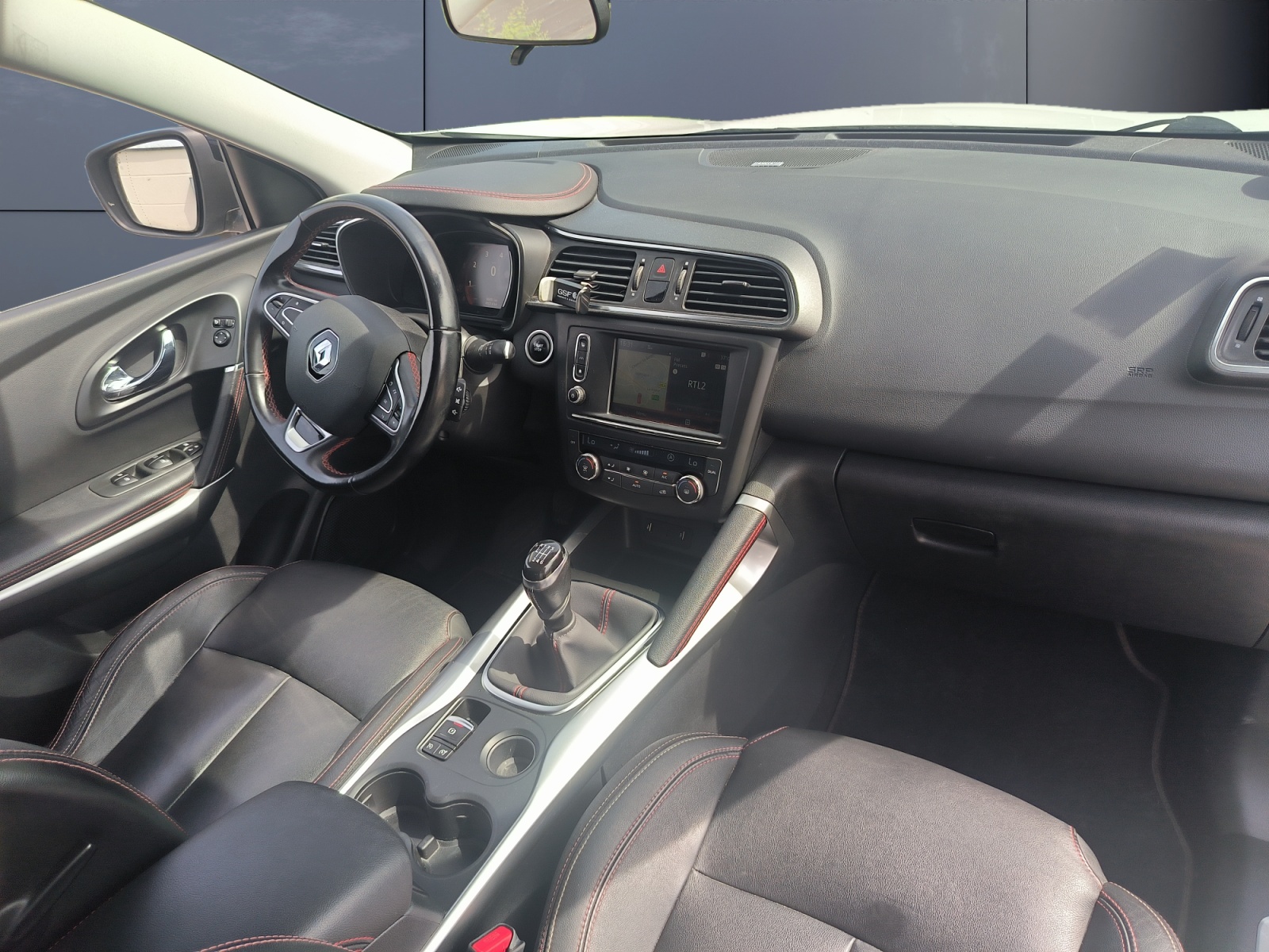 Renault Kadjar 12