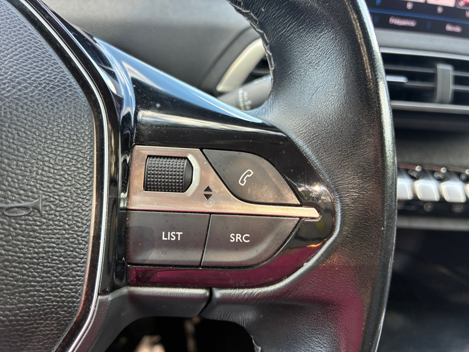 Peugeot 3008 22