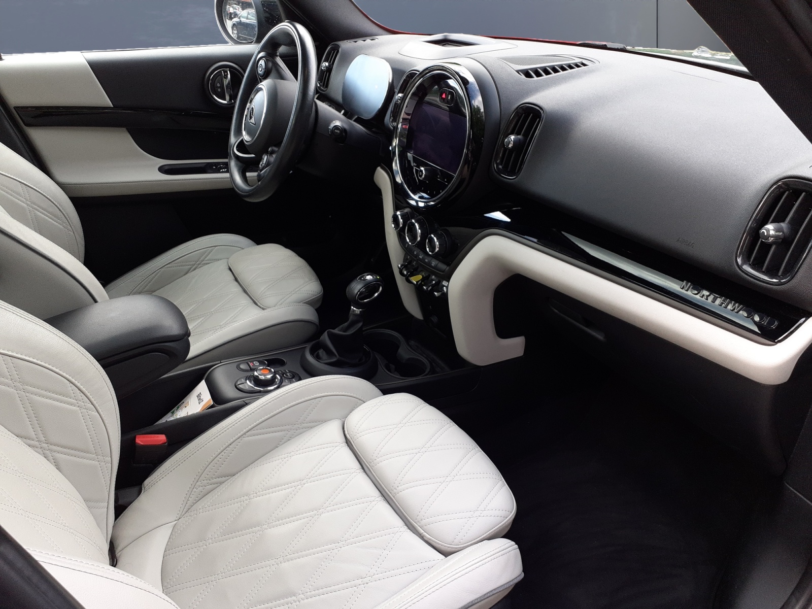 Mini Countryman 12