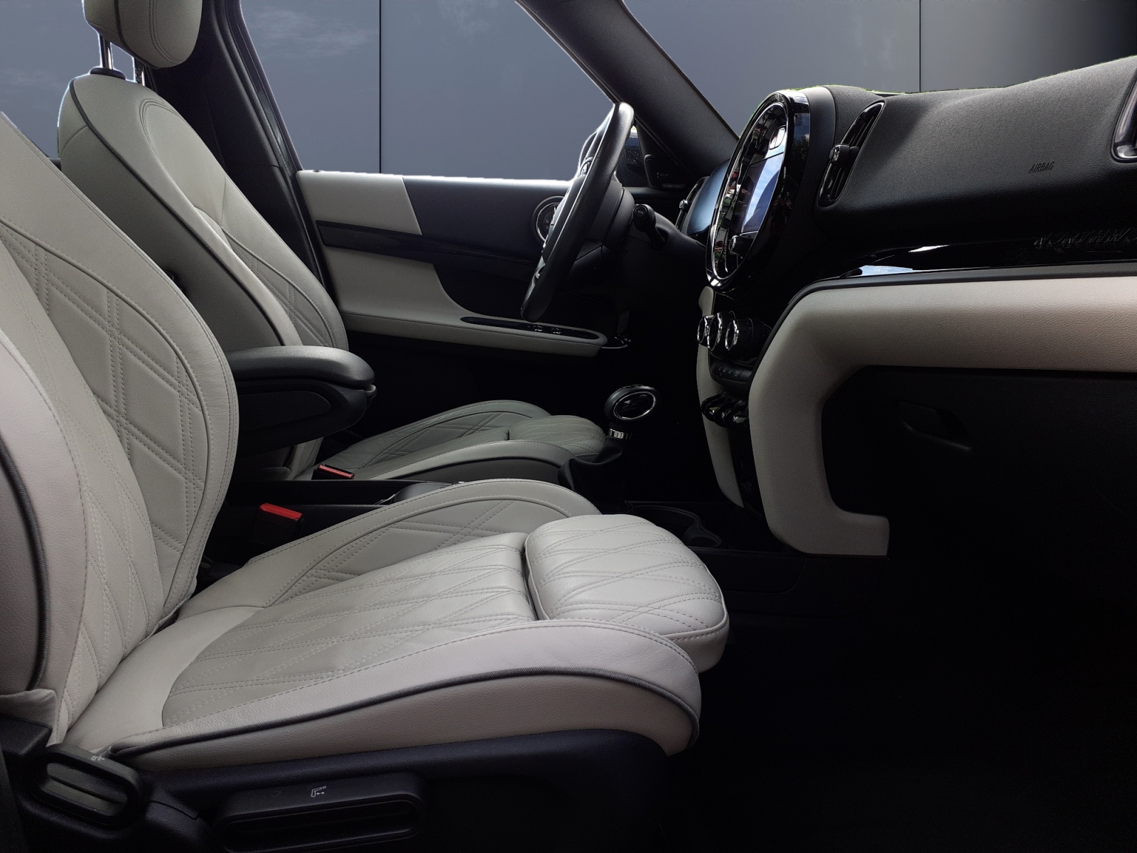 Mini Countryman 13