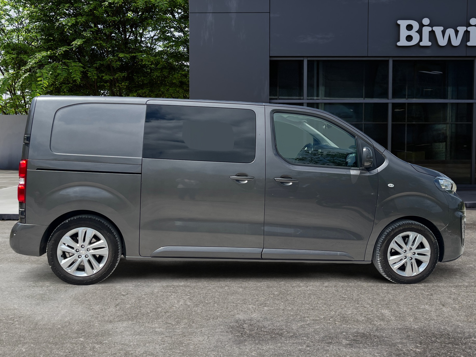 Peugeot Expert 5