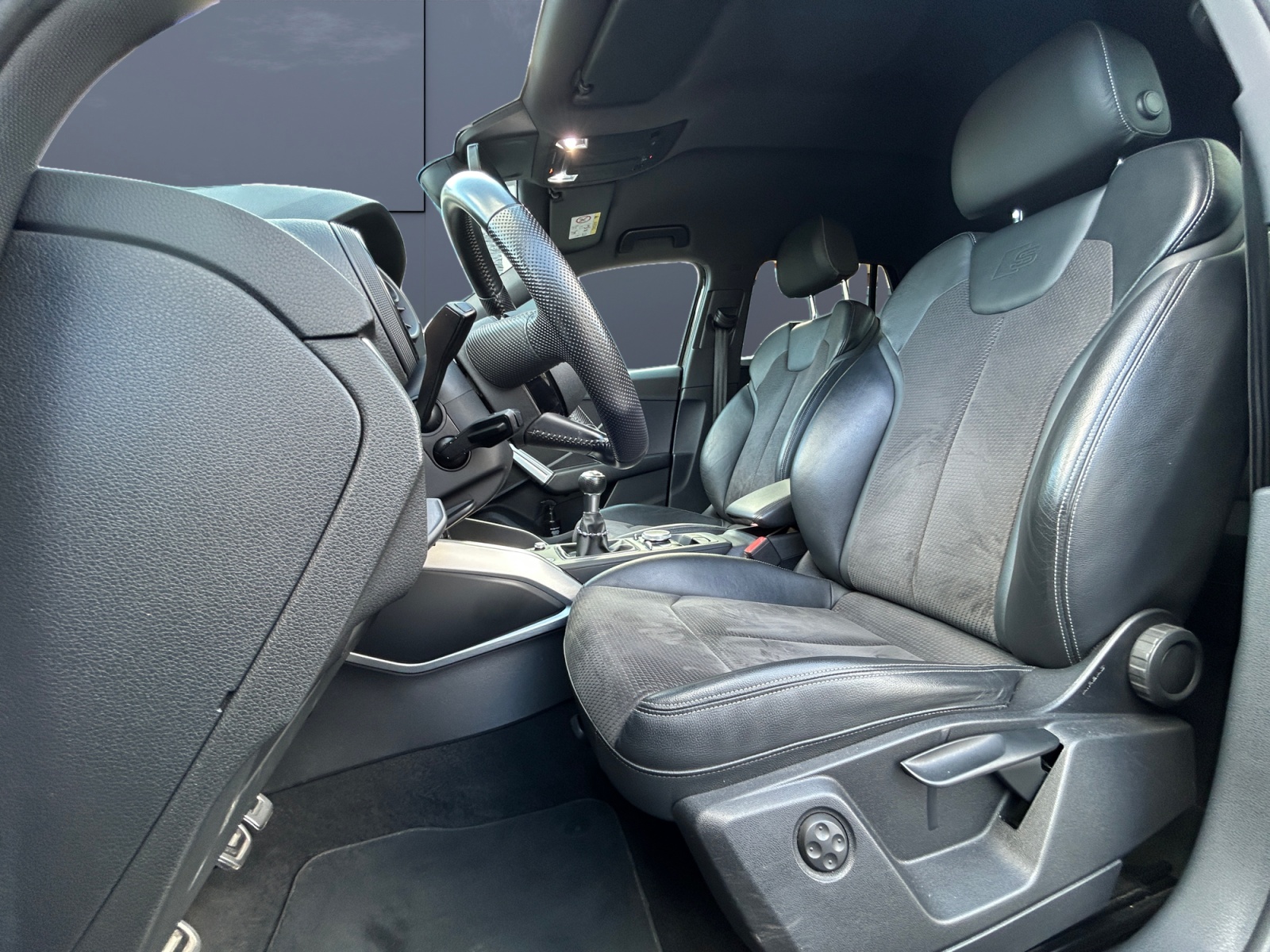Audi Q2 9