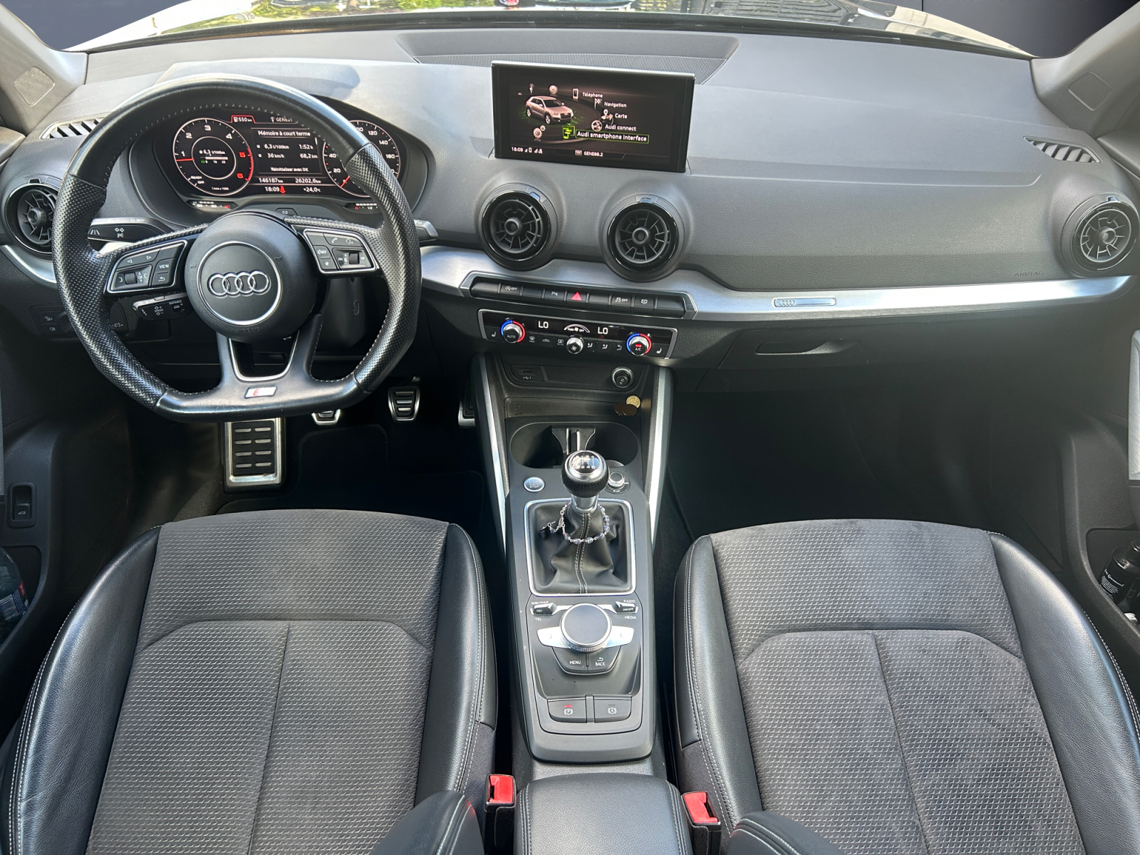 Audi Q2 14