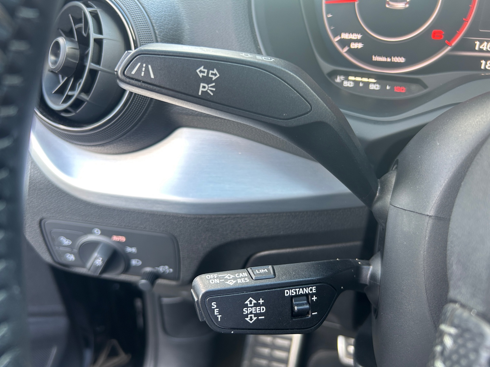 Audi Q2 21