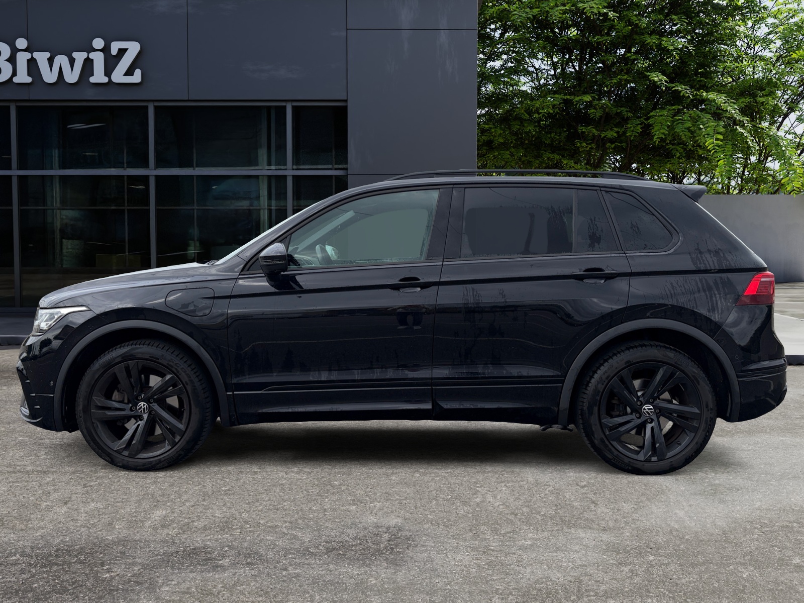 Volkswagen Tiguan 1