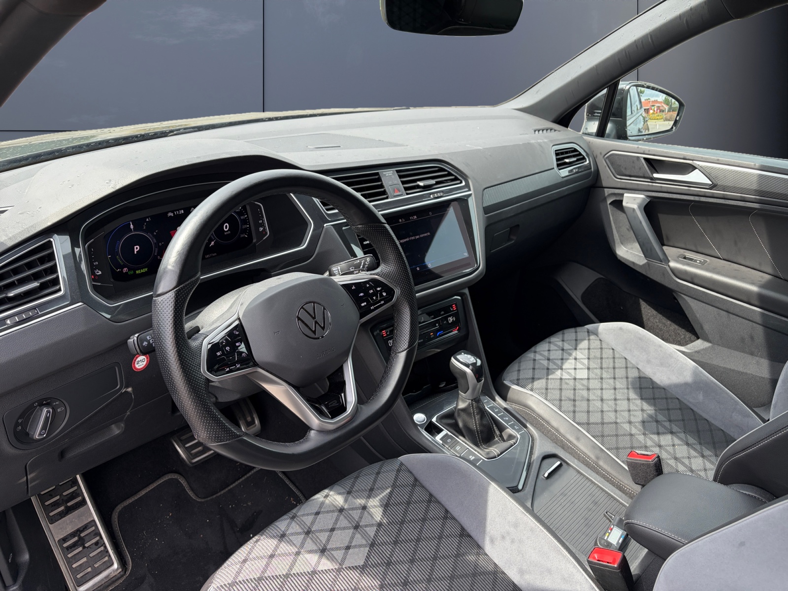 Volkswagen Tiguan 8