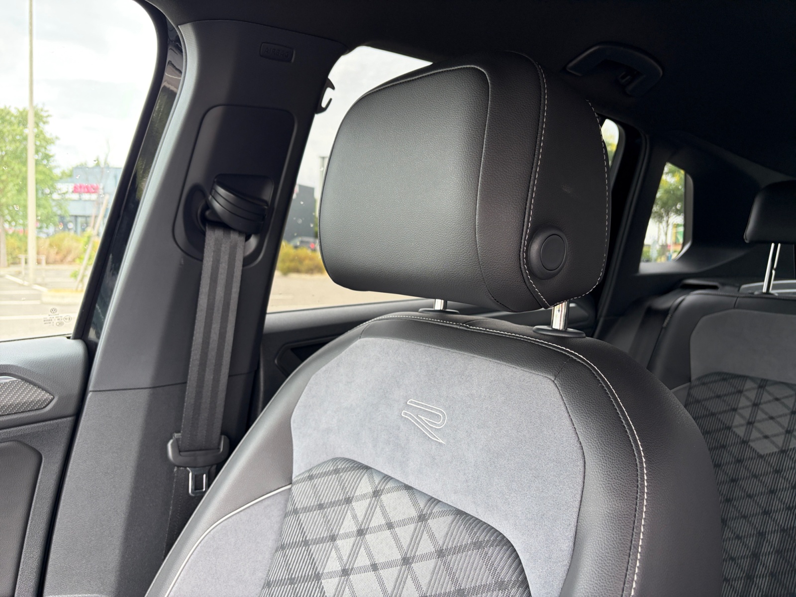 Volkswagen Tiguan 24
