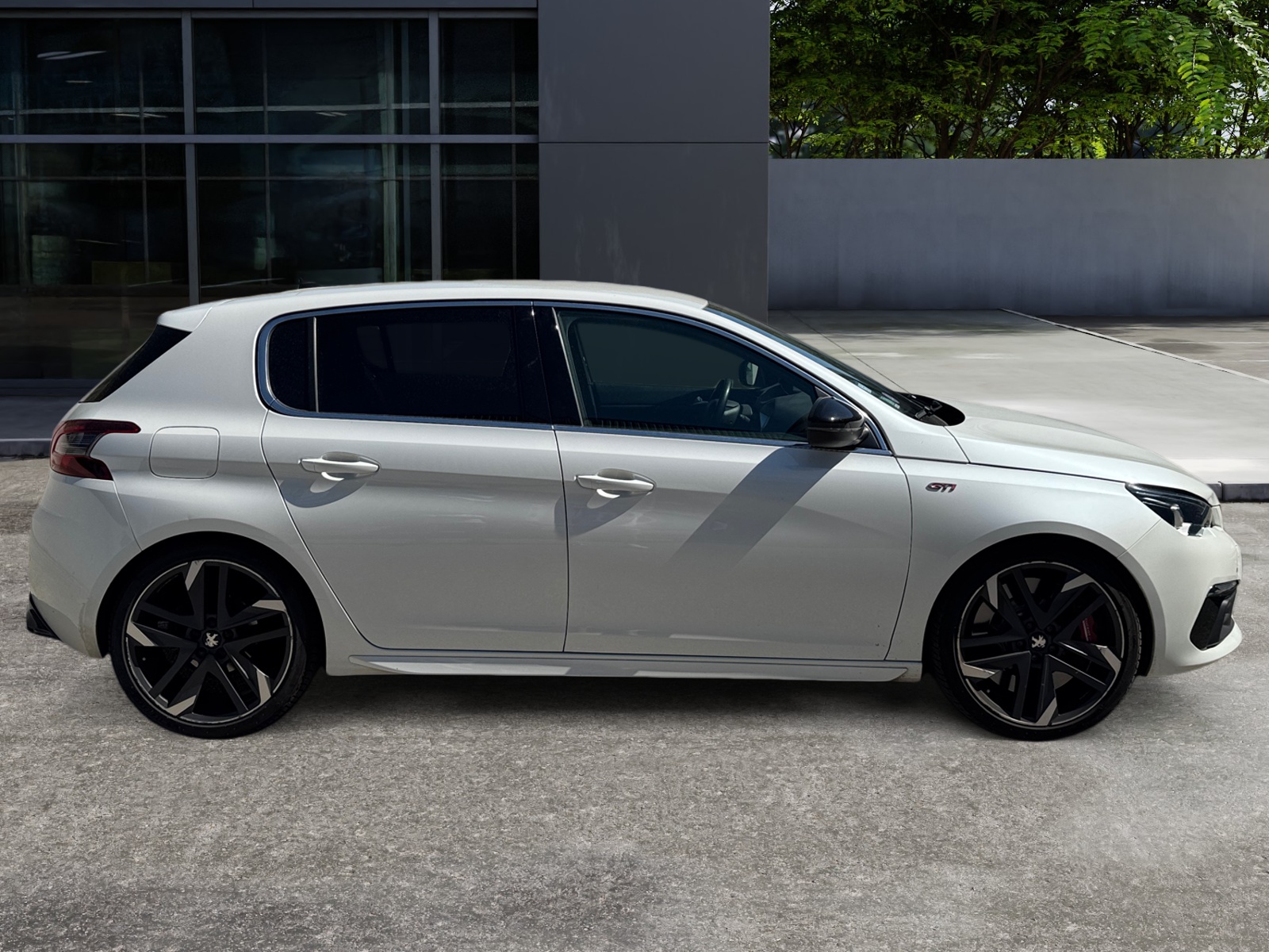Peugeot 308 5