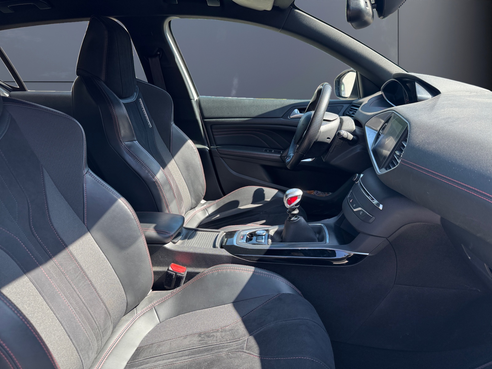 Peugeot 308 13