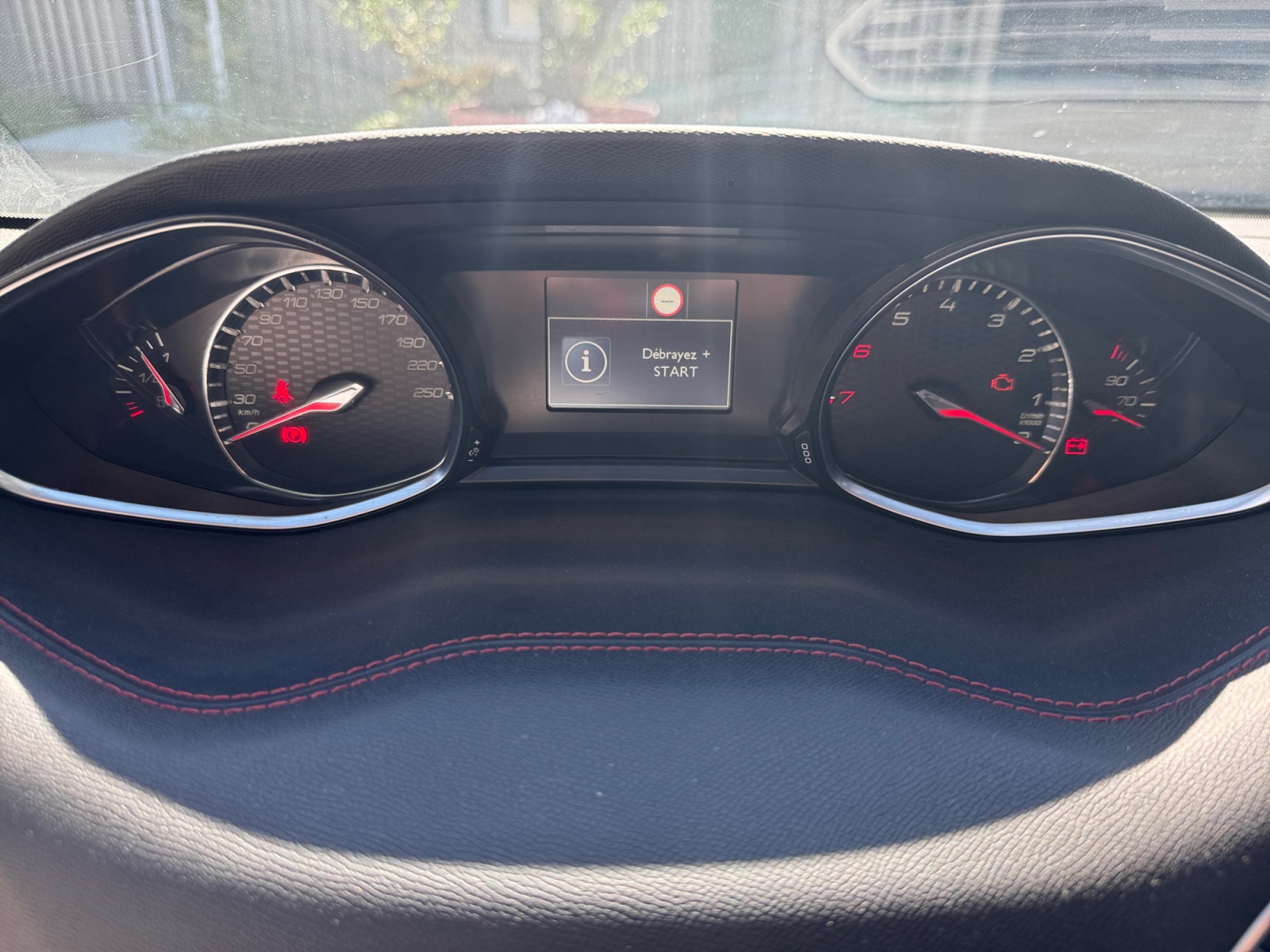 Peugeot 308 16