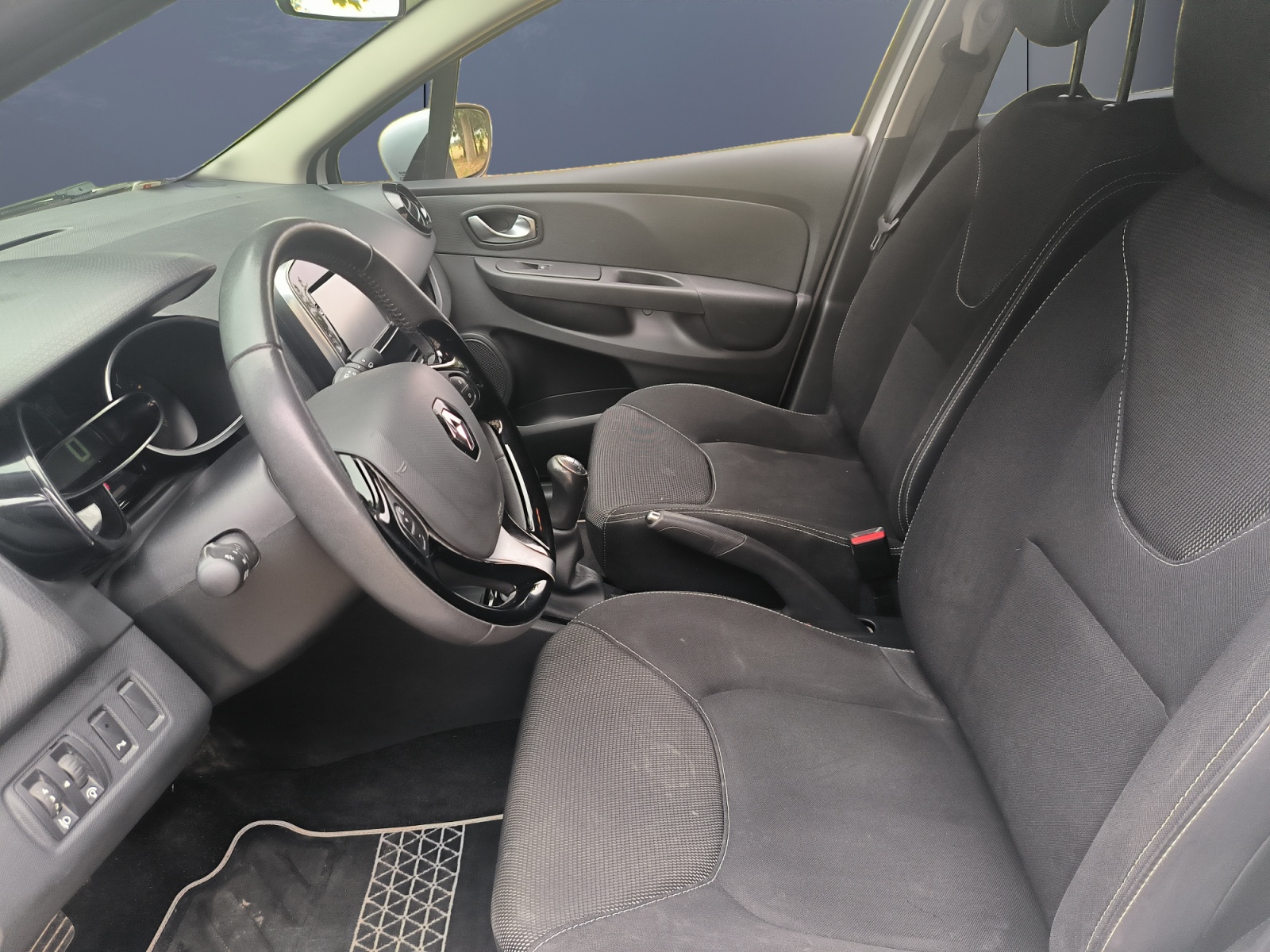 Renault Clio 9