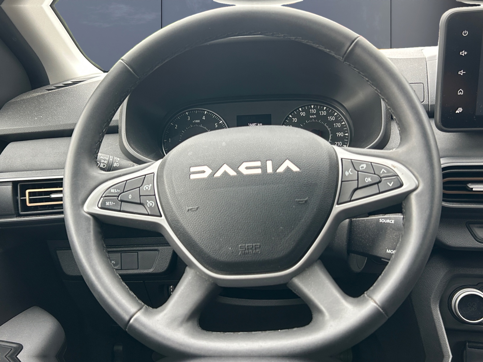 Dacia Sandero 15