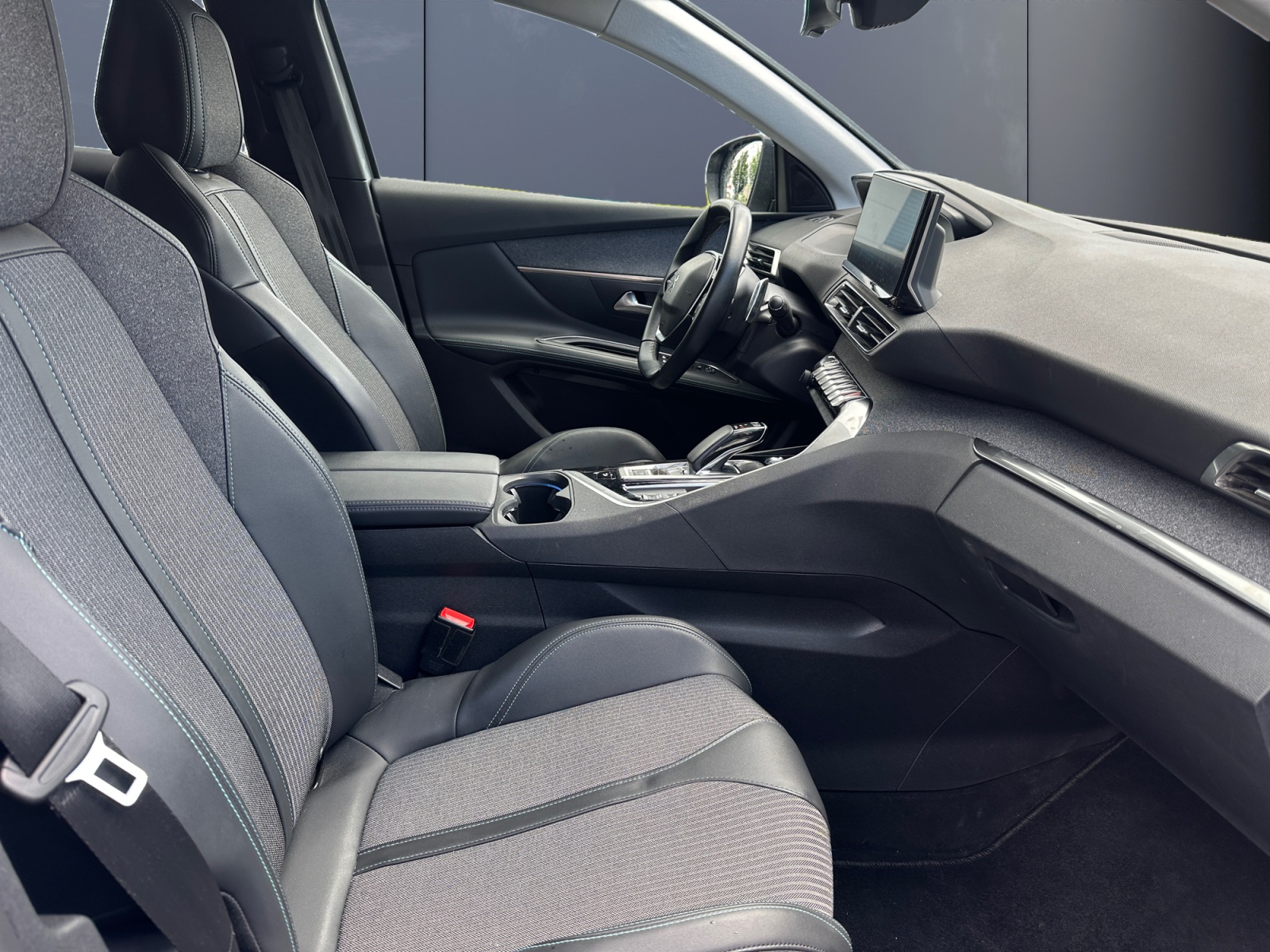 Peugeot 3008 13