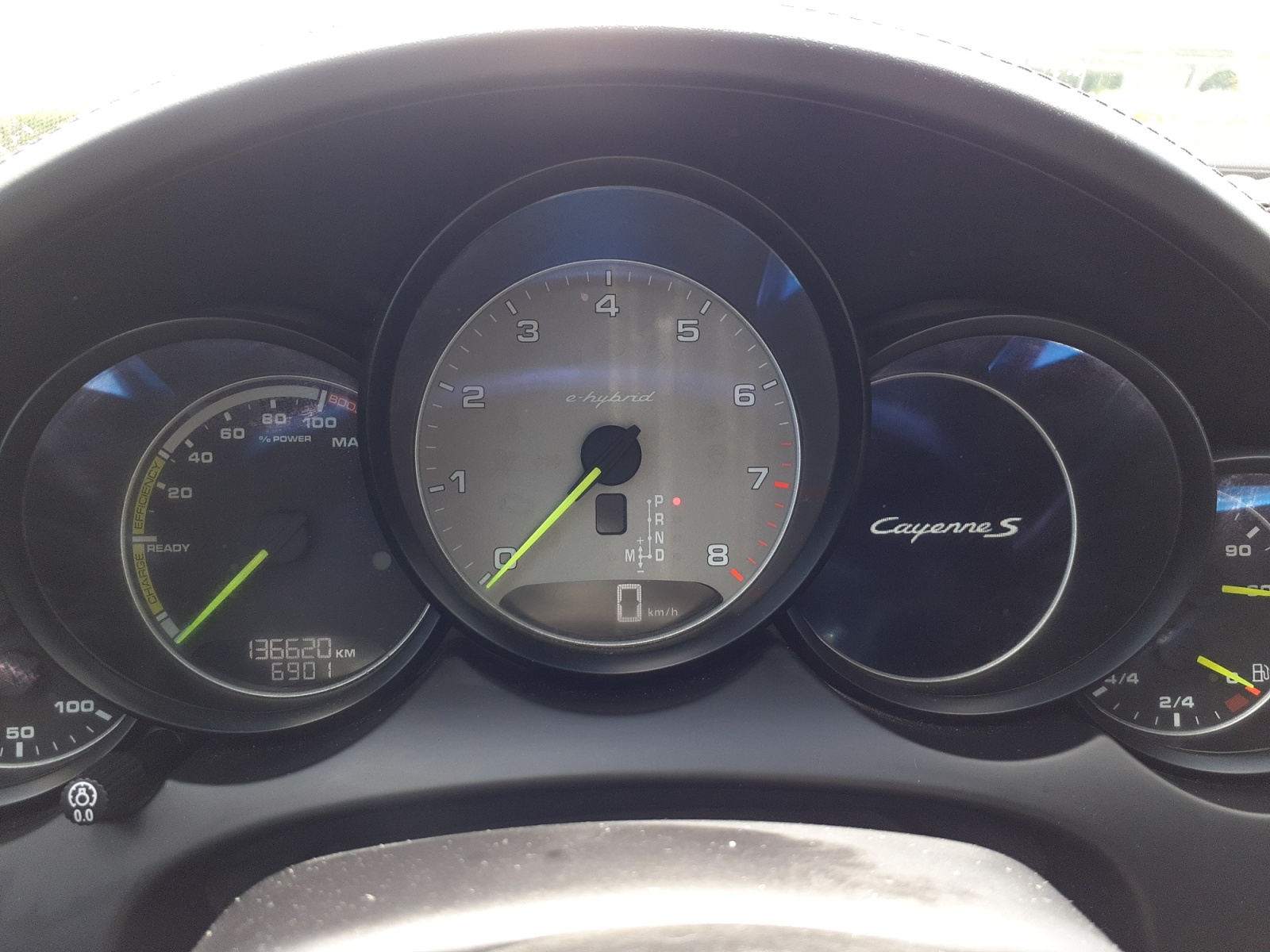 Porsche Cayenne 16