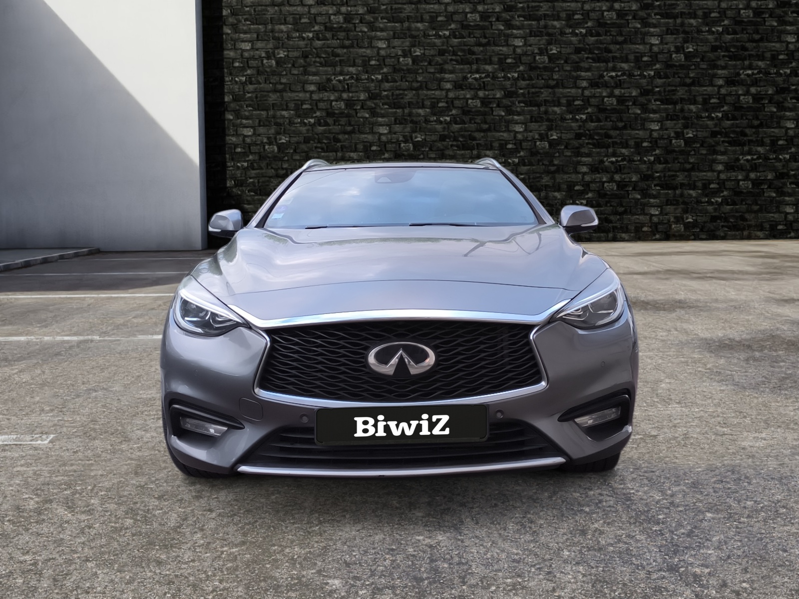 Infiniti Q30 7