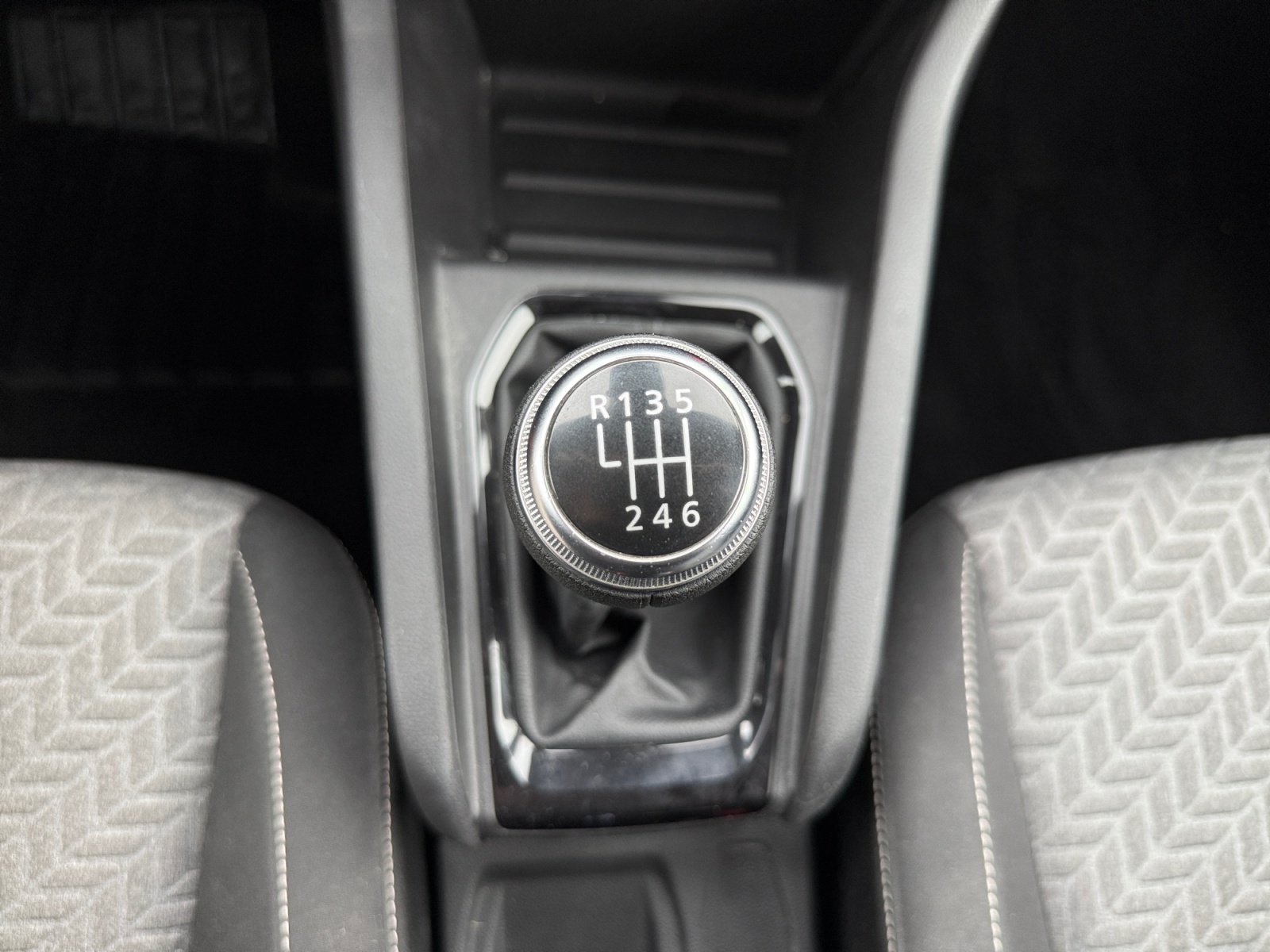 Renault Clio 24