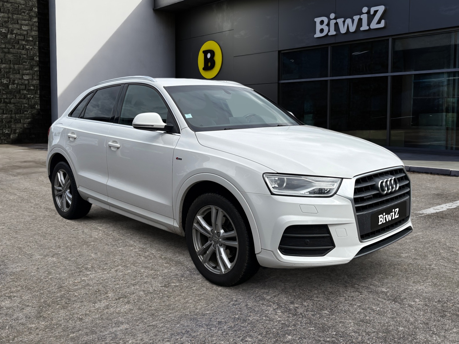 Audi Q3 6