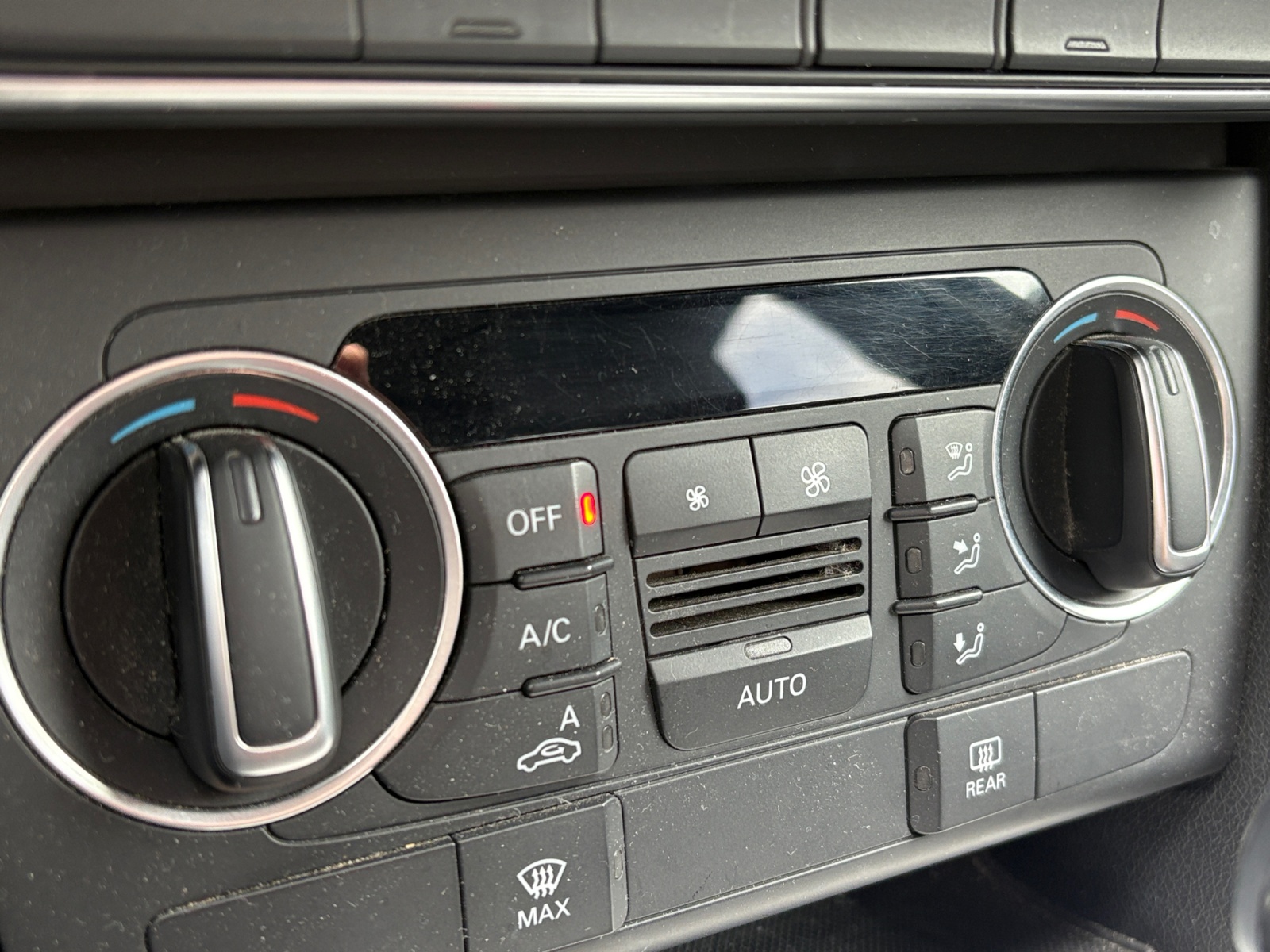 Audi Q3 19