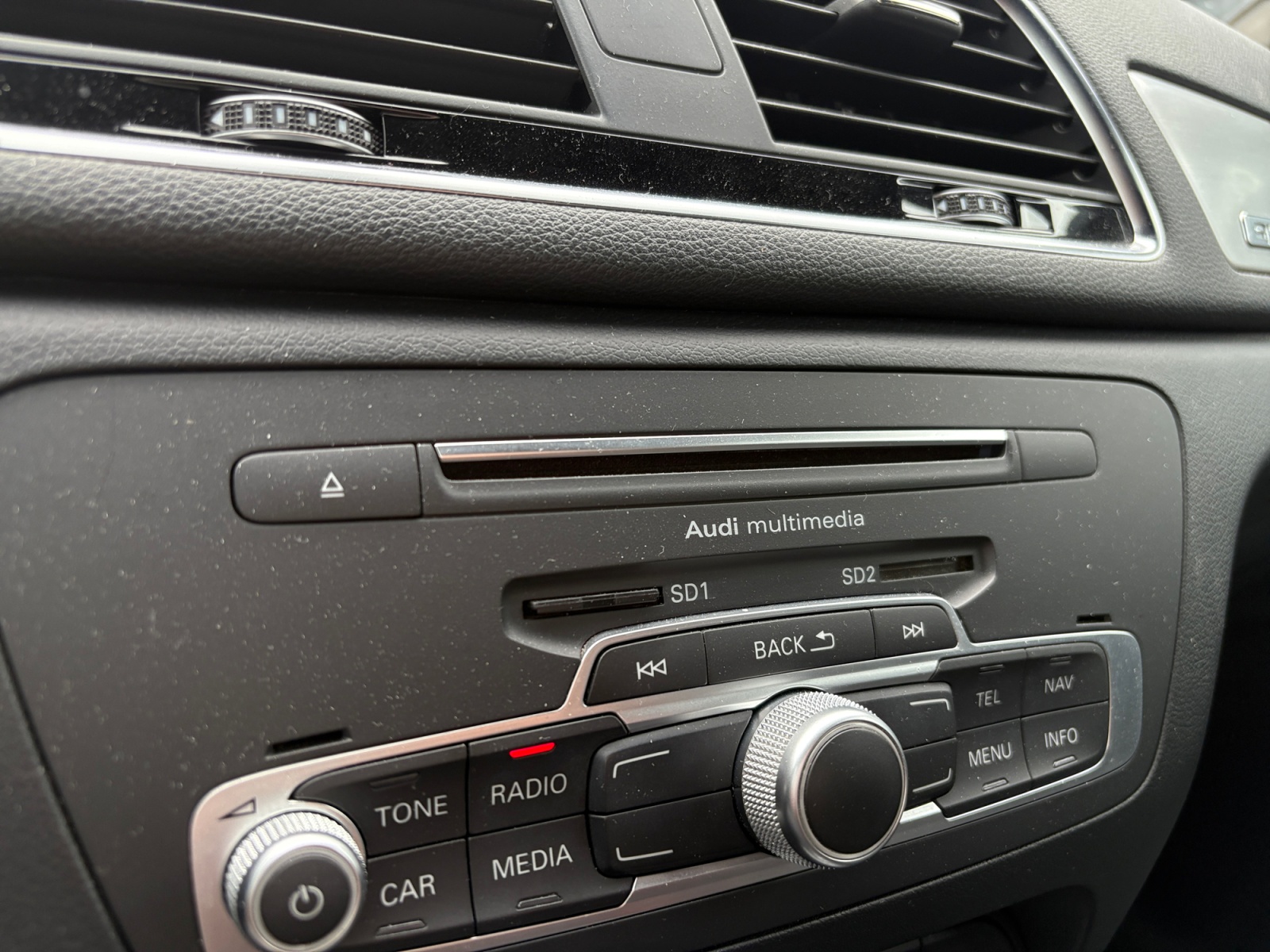Audi Q3 20