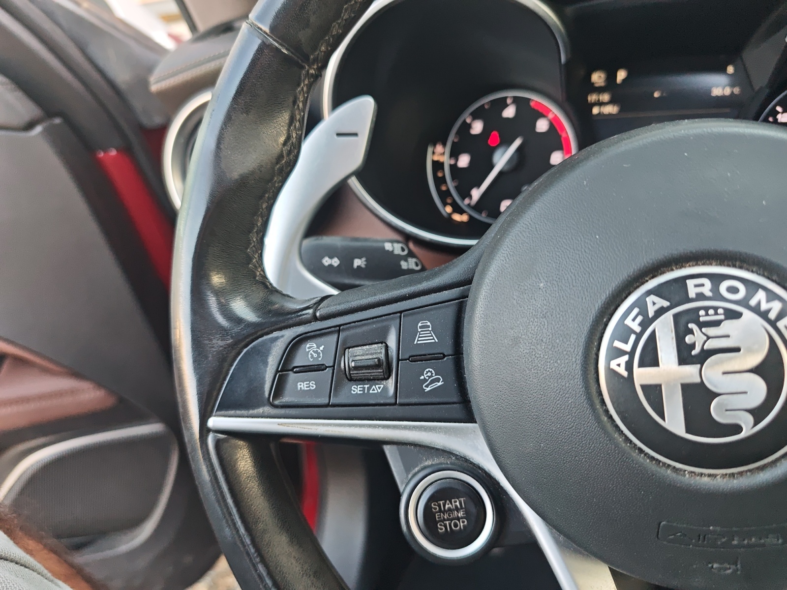 Alfa Romeo Stelvio 22