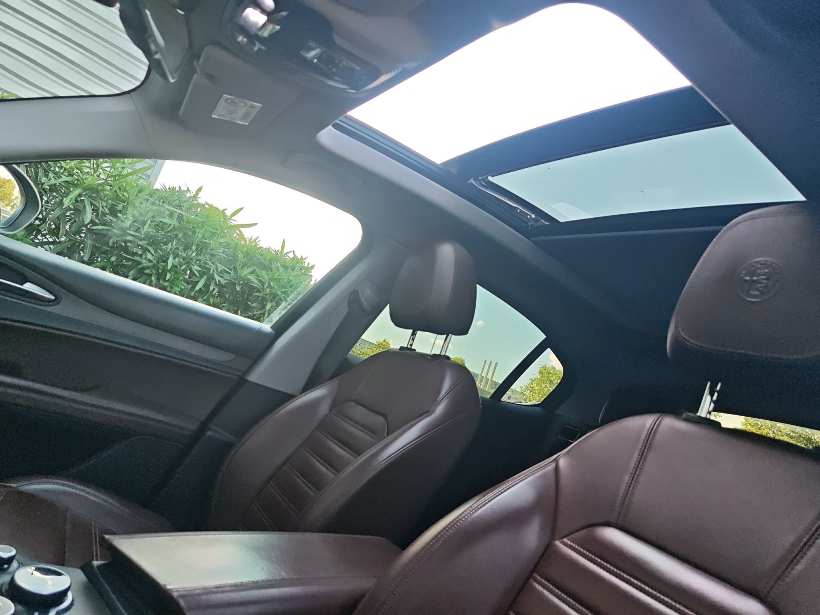 Alfa Romeo Stelvio 24