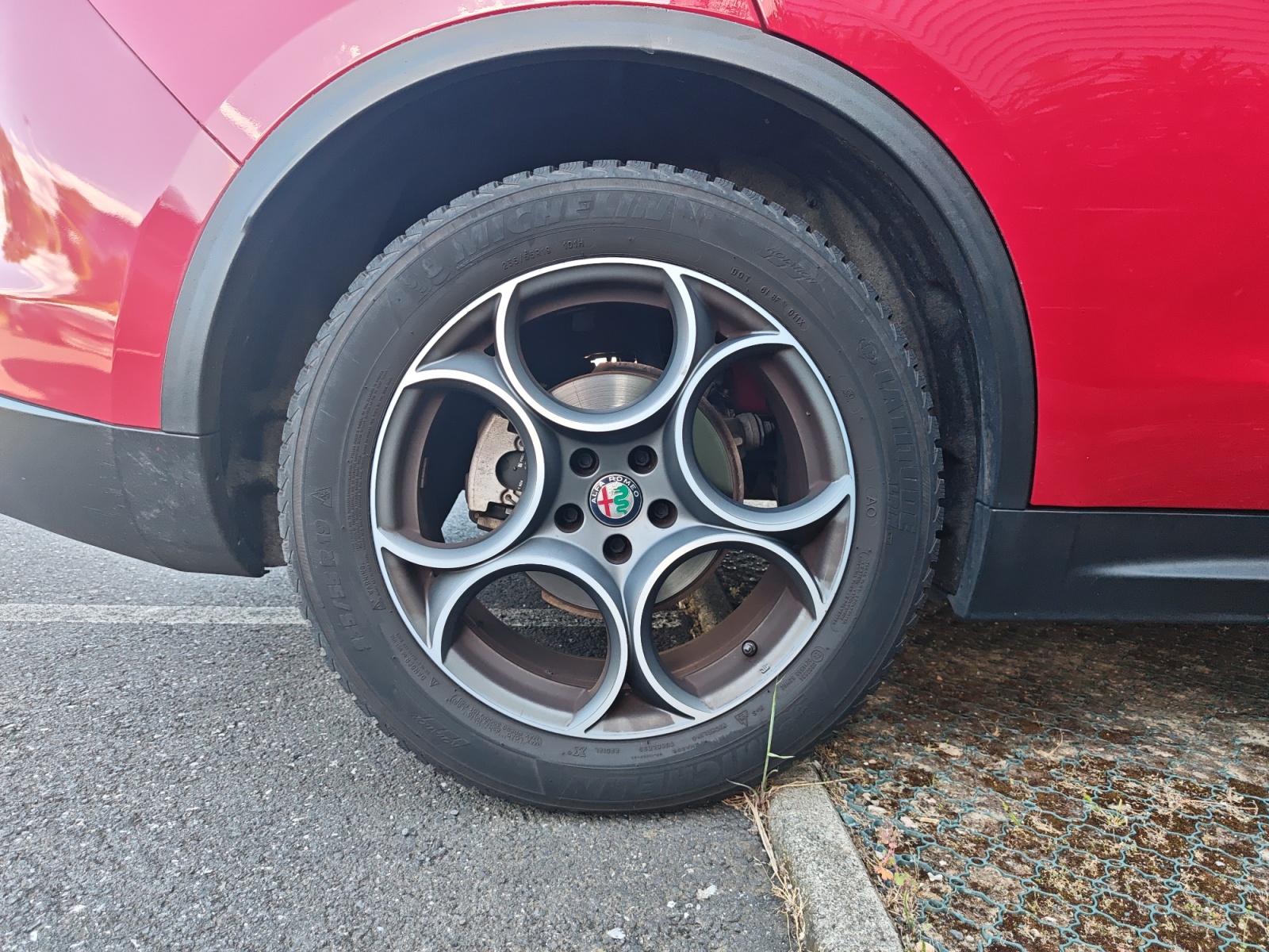 Alfa Romeo Stelvio 28