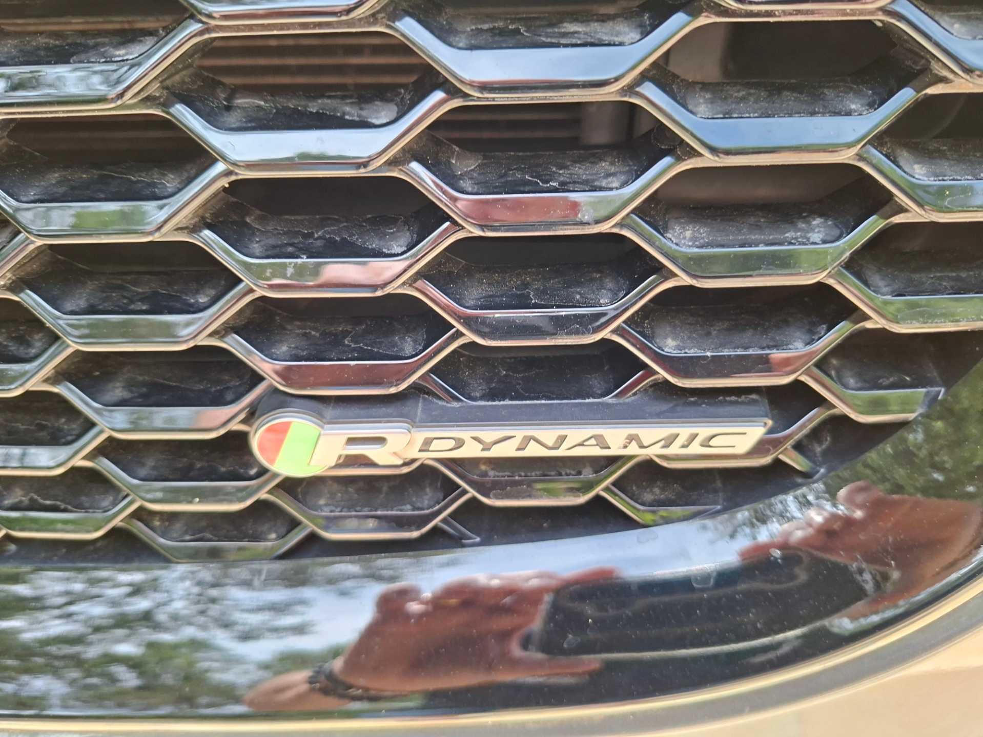 Jaguar E-Pace 53