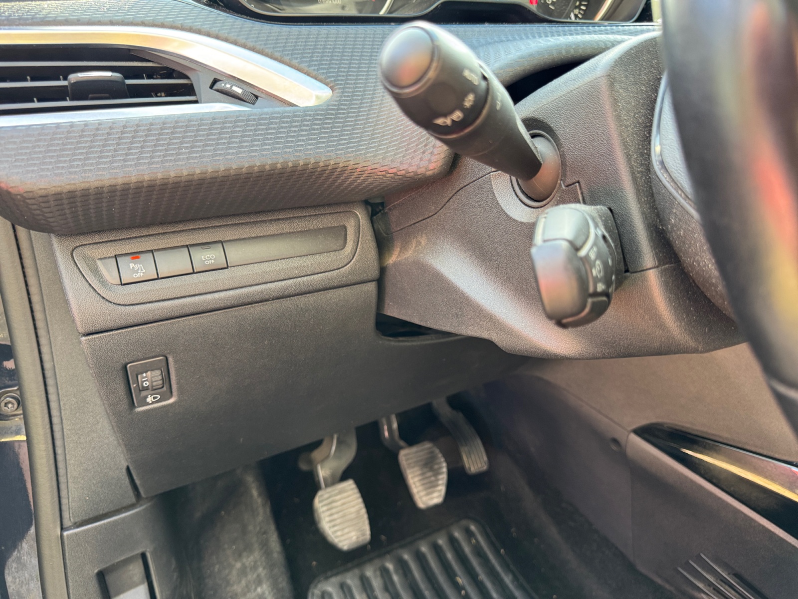 Peugeot 2008 31