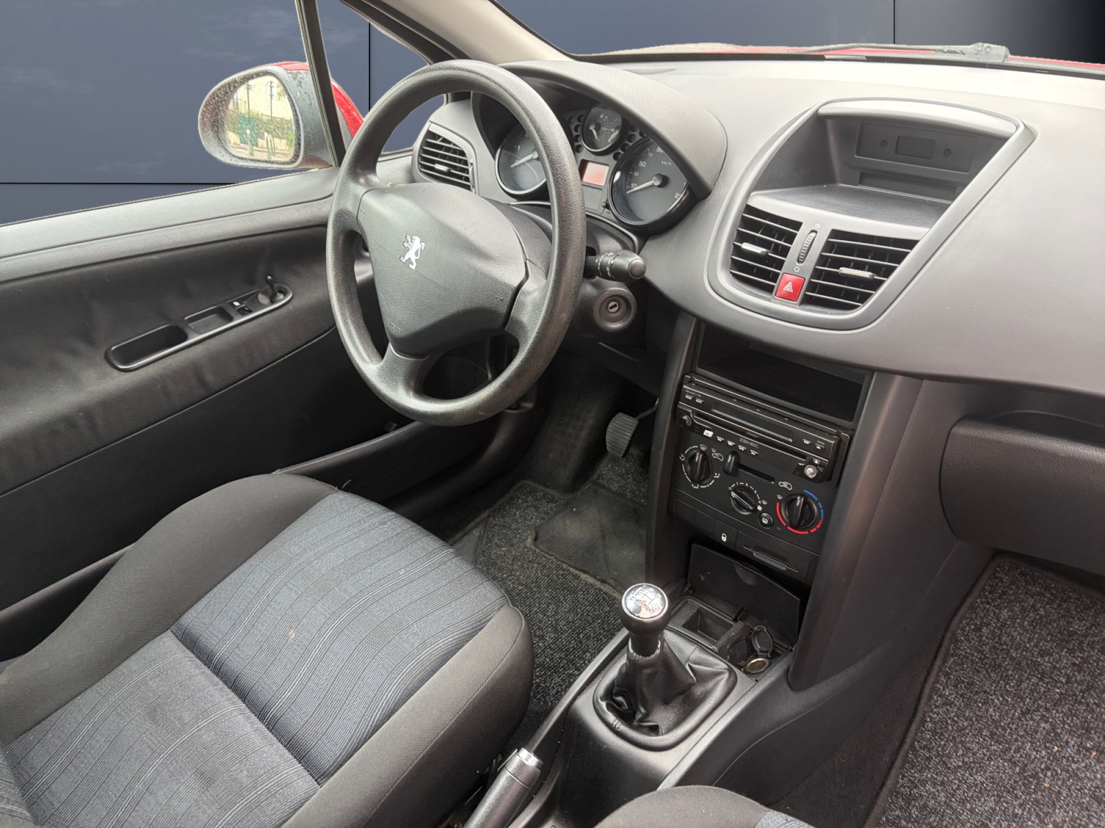 Peugeot 207 12