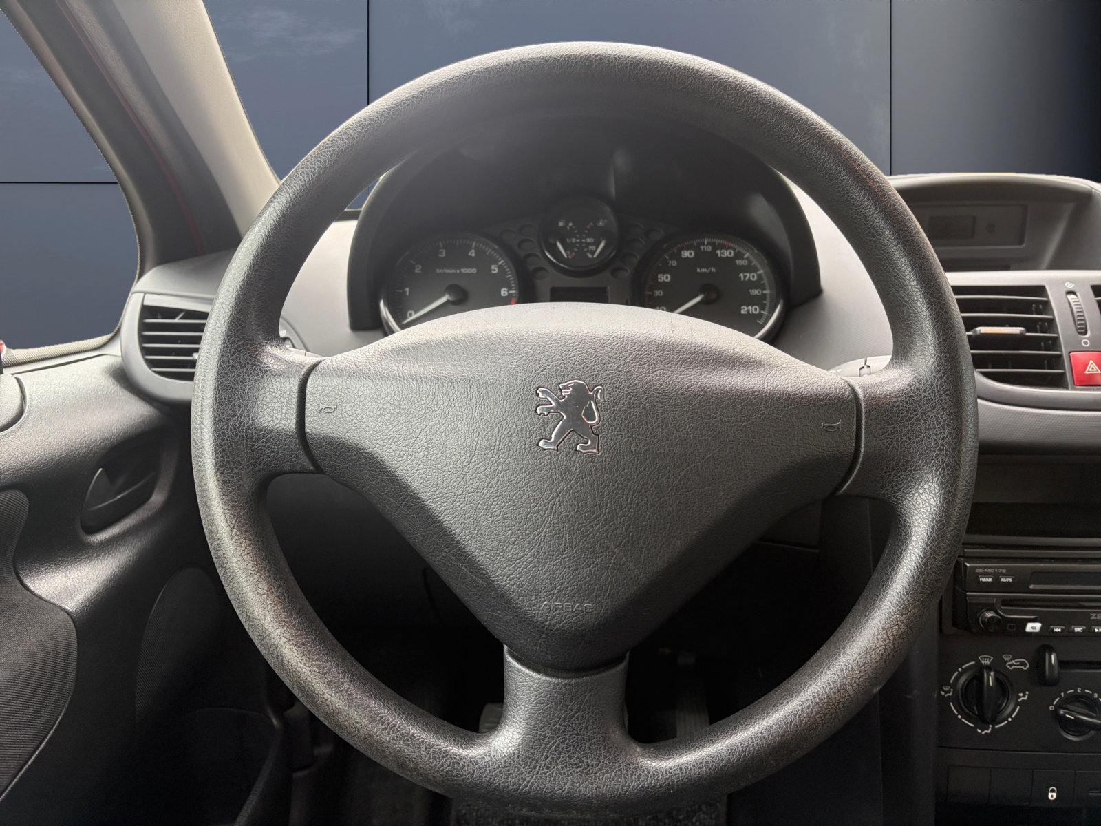 Peugeot 207 15
