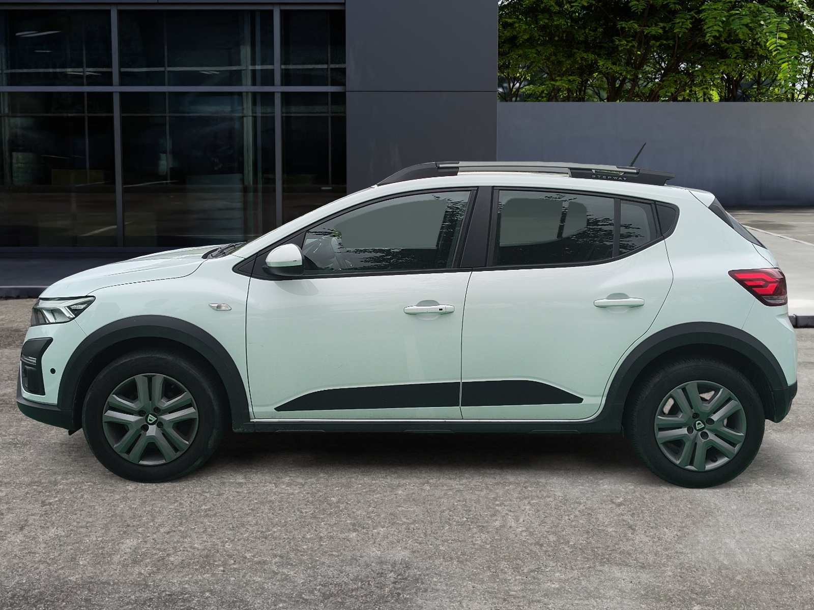 Dacia Sandero 1