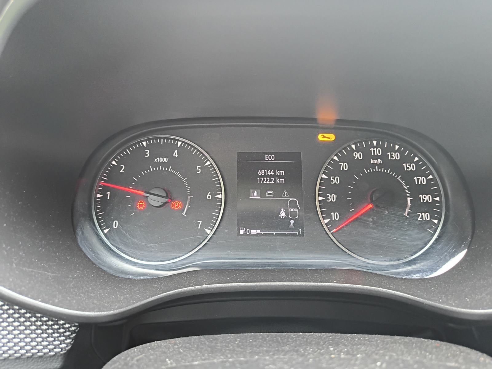 Dacia Sandero 16