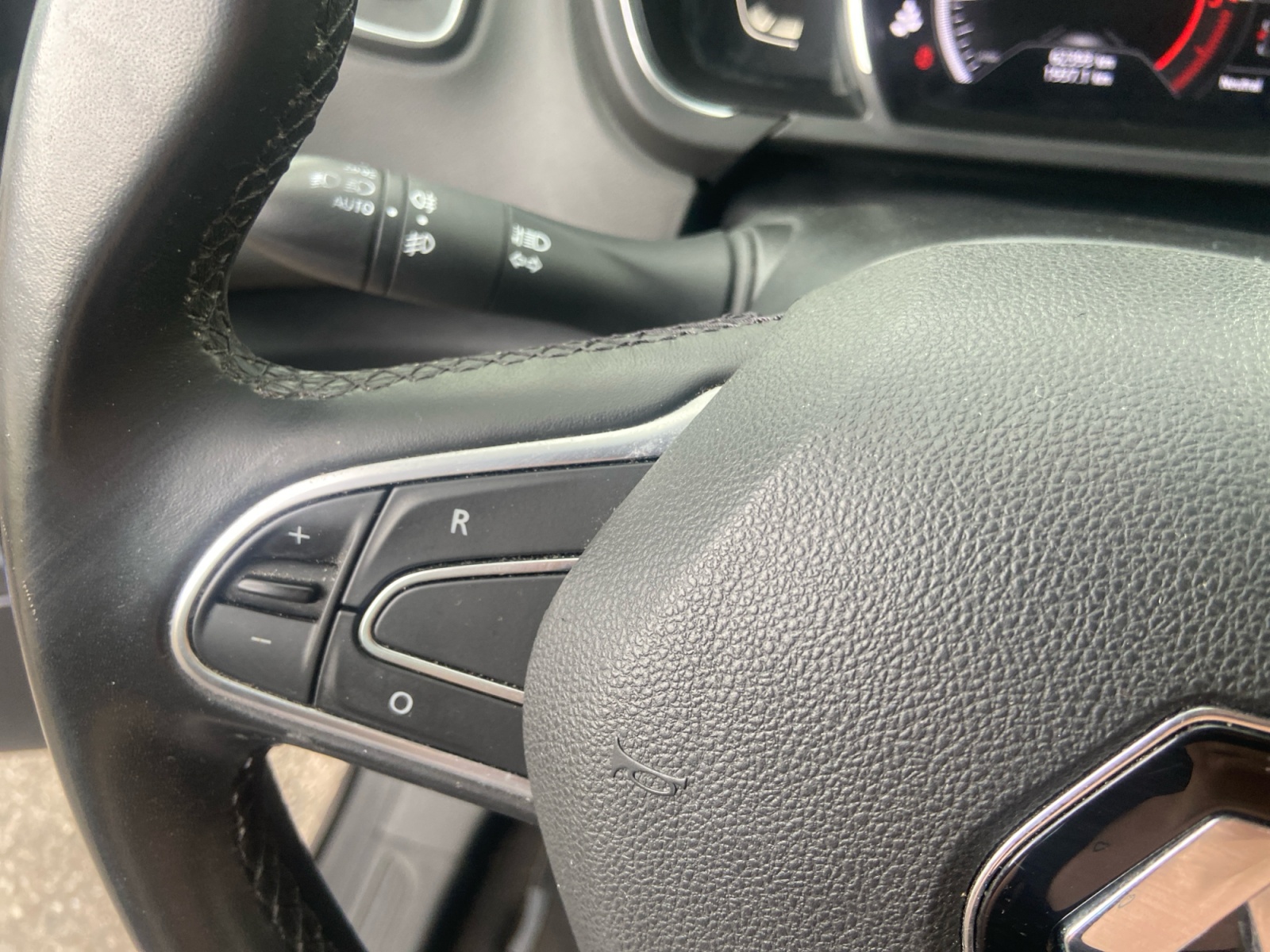 Renault Grand Scenic 17
